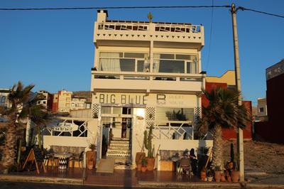 BIG BLUE guest house