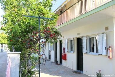 Rentoulia Apartments