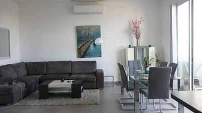 Awesome Balluta Bay View Apartment