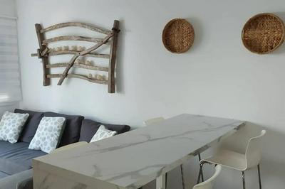 Beautiful apartment in Cala en Blanes - 45 m² with shared pool