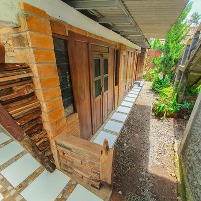 Rumah Gaharu - Kamar Pojok