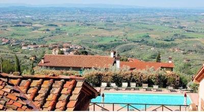 Ferienwohnung in Vinci mit Whirlpool und Pool