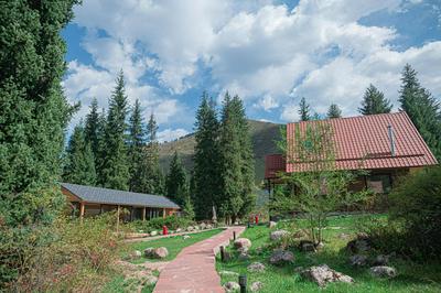 E'den mountain house