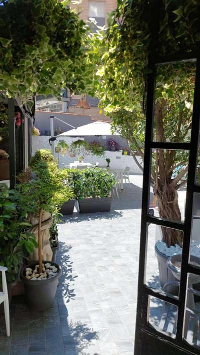 Il Borghetto house brown