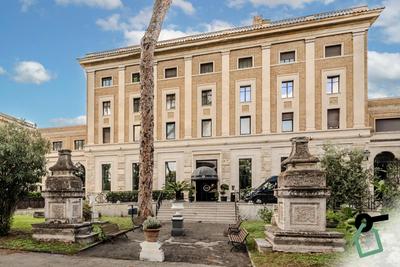 HOTIDAY Room Collection - Roma Cornelia