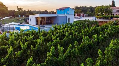 Ferienhaus in Šegotići mit Großem Garten