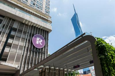 The Robertson Bukit Bintang by Centurypro