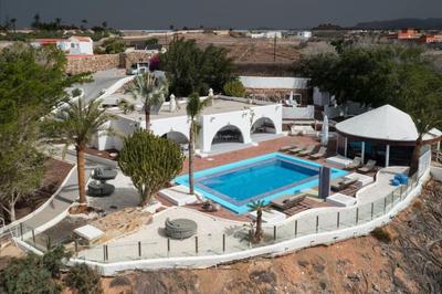 Villa, Sea views, Pool Sauna, Jacuzzi,gas BBQ