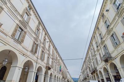The Royal House, 2 Rooms