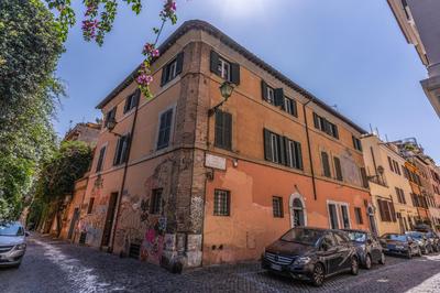 Cisterna 8