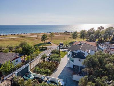 Iraklia Sea View