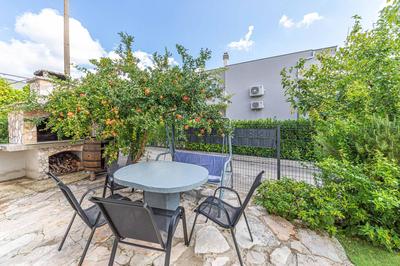 Apartman Luci - Private Heated pool