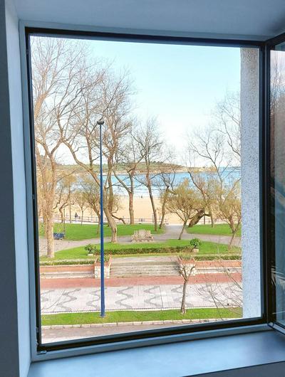 Apartamento con vistas a la playa
