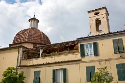 Casa San Girolamo Historic flat with cosy Terrace in Lucca's city Centre