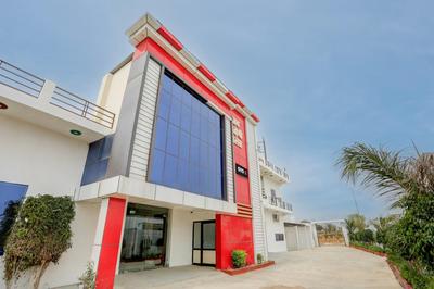 Hotel O Royal Galaxy