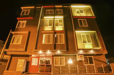 Townhouse Sarvar Hospitality Near Ascendas Park Square Mall