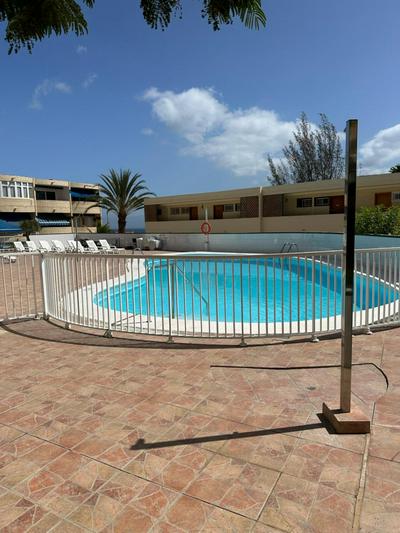KALMA beach house,by Mahbo