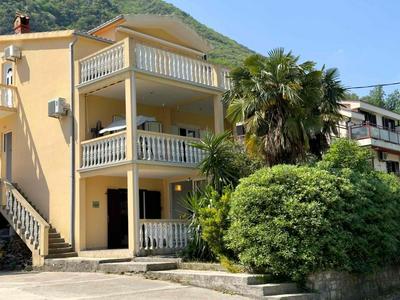 Apartments ASYA