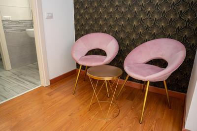 LHE Les Trois Merveilles - Grey Lewis