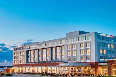 Courtyard by Marriott Erie Bayfront