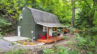 Modern Mountain Cottage w Hot Tub, Fire Pit, WiFi main
