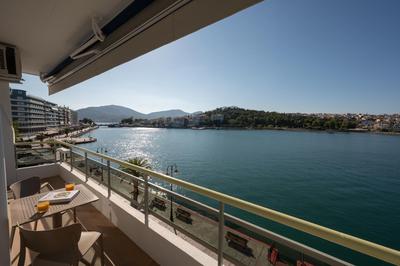 AMAYA - Sea View Suites