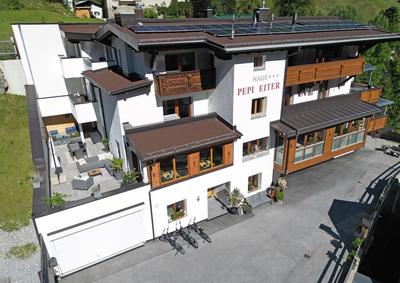 Quality Hosts Arlberg - Haus Pepi Eiter - inklusive Sommer-Karte Premium