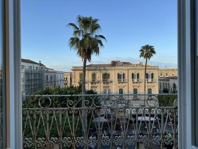 THE PLACE Ortigia