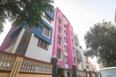 Hotel O Felicita Airport Inn