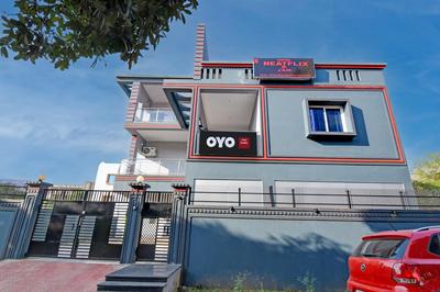 Super Collection O IGKC Multispecialty Hospital Formerly Hotel Neatflix and Chill