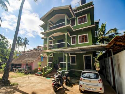 Super Hotel O Pradeep Guest House Near Baga Beach