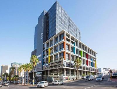 City Oasis at 117 On Strand