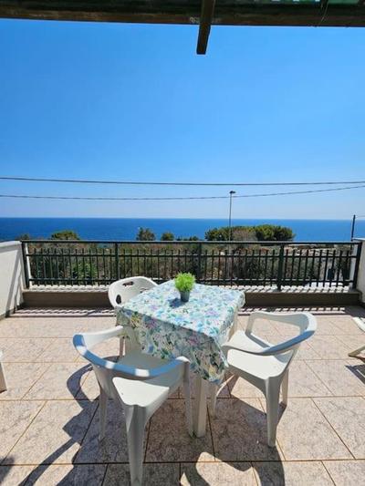 Alba di Mare - Appartamento con Vista Mare