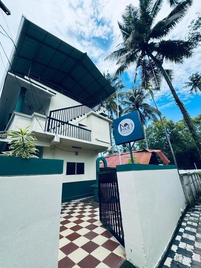 Nomad Guest House 2 Min Walk to Varkala Cliff