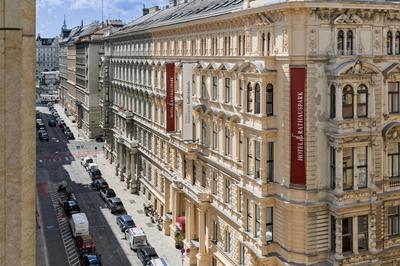 Hotel Rathauspark Wien - Handwritten Collection