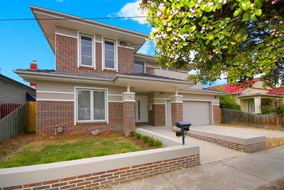 6P - Large Premium Rooms in Shared Space in Brunswick!