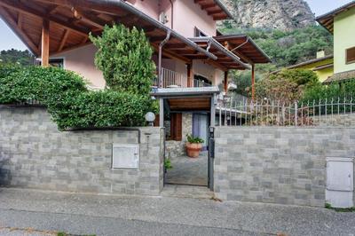 Villa Tanya