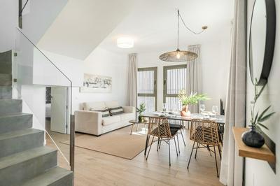 Spacious apartment & private terrace by REMS