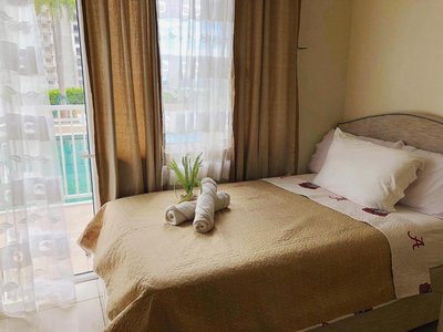 SM Breeze one bedroom