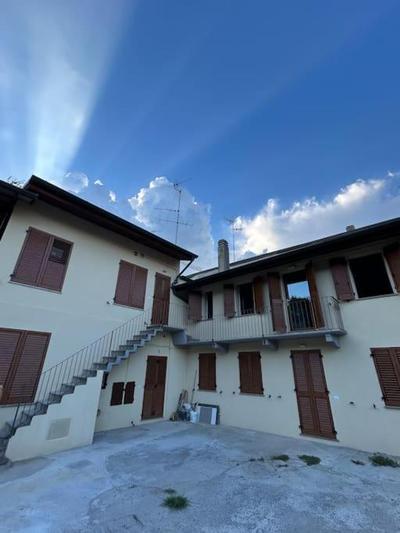 Lele Home Bilocale nel centro città 900m dalla stazione