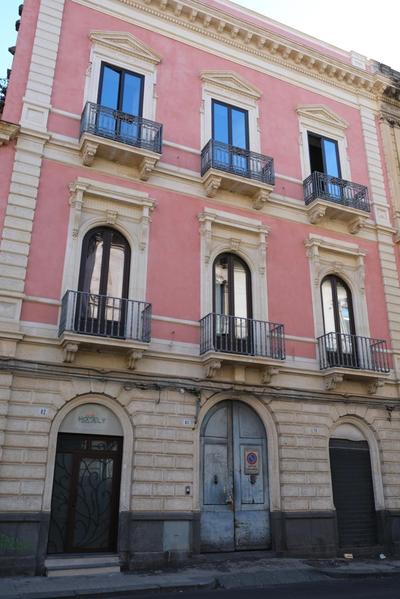 Homely Catania