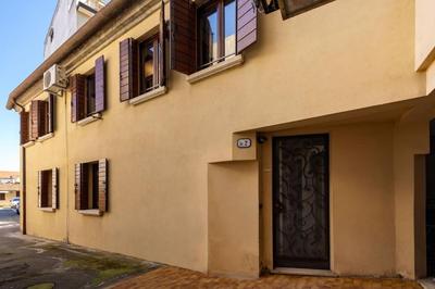 La casa sotto ai portici