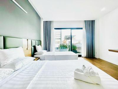 Royal Dragon Boutique Hotel