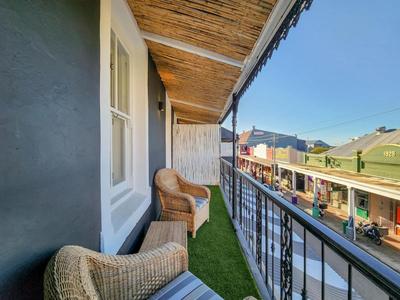 Exquisite and Homely Apartment, Private Balcony