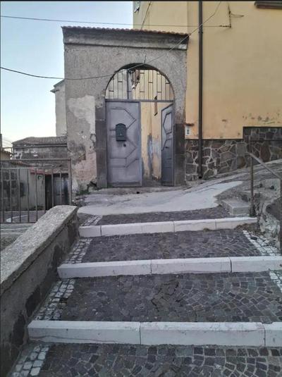 Una stanza in centro