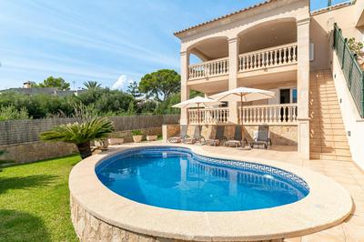Beach Villa Arran de Mar by Sealand Villas