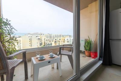 Spacious Brand New Apartment 3 Bdr 2 Bth H