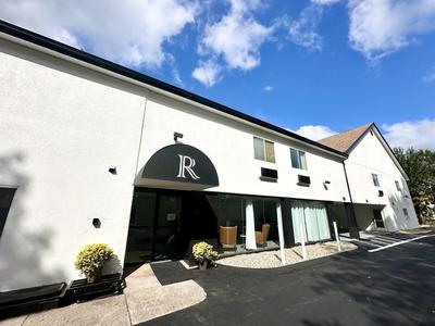 Baldwin Inn & Suites, SureStay Collection by Best Western