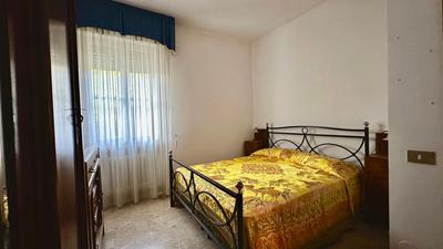 S325 - Sirolo, quadrilocale in centro con giardino e posto auto