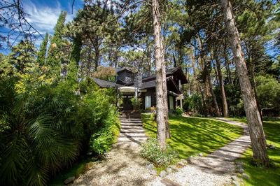 Leyendas Cabañas y Aparts del Bosque